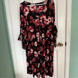 Torrid Floral Midi Dress Size 2 Cottagecore Dark Floral Boho Soft Girl Pockets